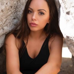 Meet your Posher, Marienna